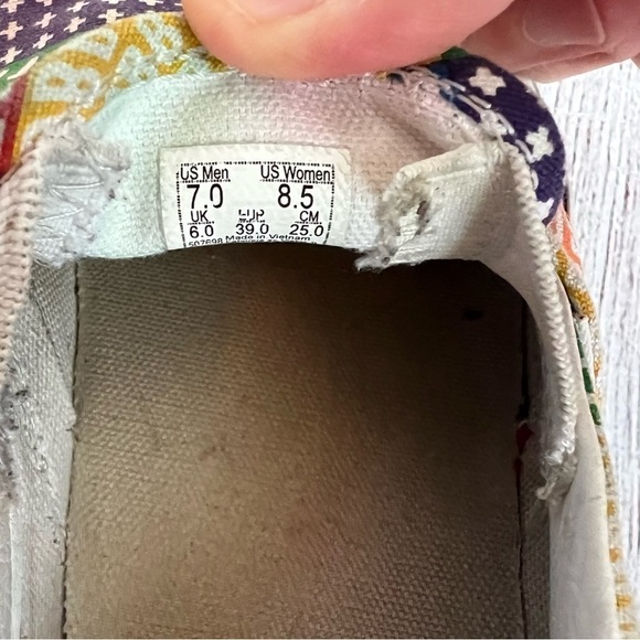 VANS Pride Classic Slip Ons 8.5 - Picture 6 of 6